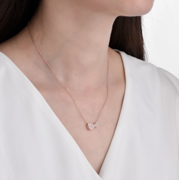 Collar Corazones radiantes