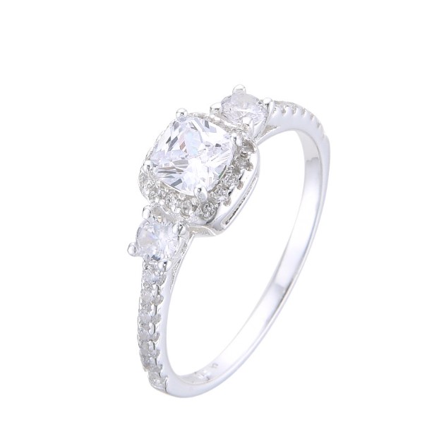 Anillo Majestic