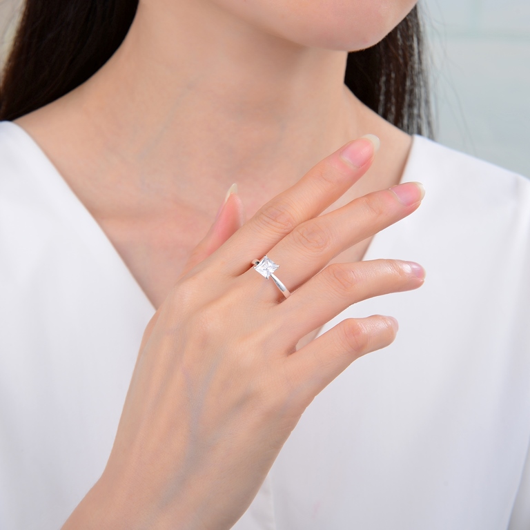 Anillo Nova
